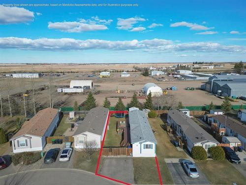 135 Glendale Bay, Brandon, MB 