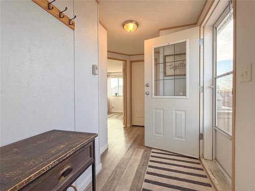 135 Glendale Bay, Brandon, MB 