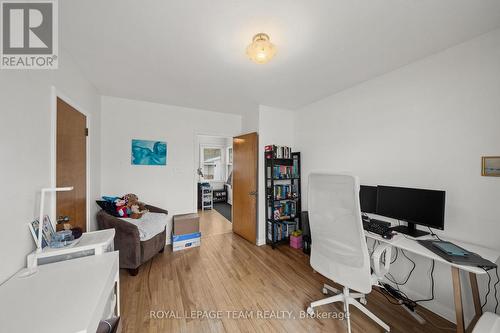 Main floor bedroom currently being used as office. - 873 Smyth Road, Ottawa, ON - Indoor Photo Showing Office