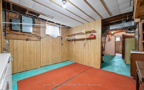 1322 Kelly Road, Mississauga, ON - Indoor Photo Showing Basement