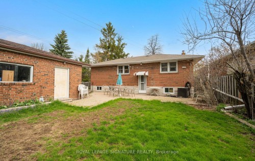 1322 Kelly Road, Mississauga, ON - Outdoor
