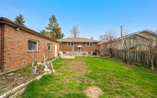 1322 Kelly Road, Mississauga, ON - Outdoor