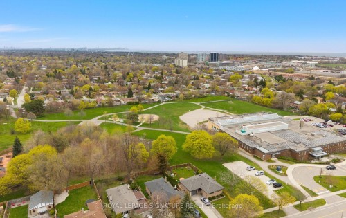 1322 Kelly Road, Mississauga, ON - Outdoor With View