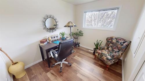 409 22Nd Avenue, Cranbrook, BC - Indoor Photo Showing Office