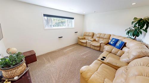 409 22Nd Avenue, Cranbrook, BC - Indoor