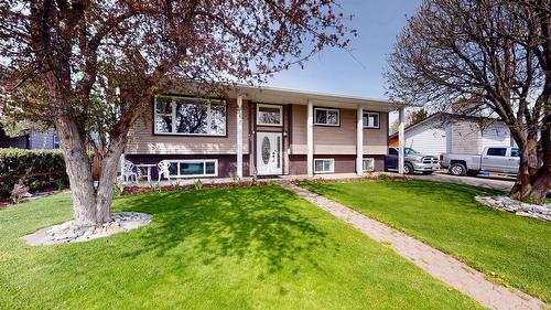 409 22Nd Avenue, Cranbrook, BC - Outdoor
