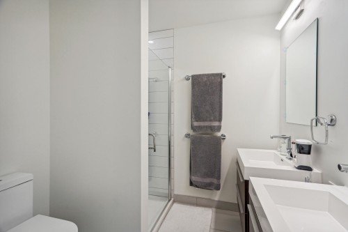 Salle de bains - 1606-1155 Rue De La Montagne, Montréal (Ville-Marie), QC - Indoor Photo Showing Bathroom