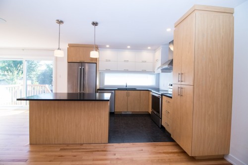 Cuisine - 8 Rue De Barcelone, Gatineau (Aylmer), QC - Indoor Photo Showing Kitchen With Upgraded Kitchen