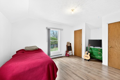 Chambre à coucher - 2102 Ch. De Way'S Mills, Barnston-Ouest, QC - Indoor Photo Showing Bedroom