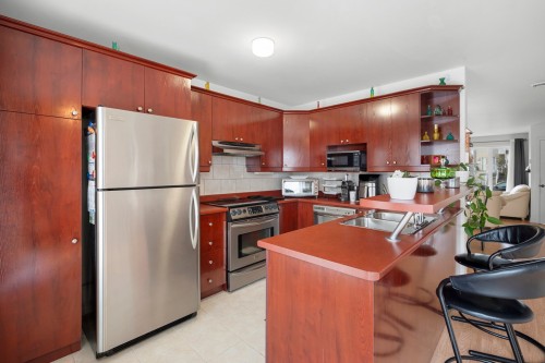 Cuisine - 1020 Mtée Masson, Laval (Saint-Vincent-De-Paul), QC - Indoor Photo Showing Kitchen