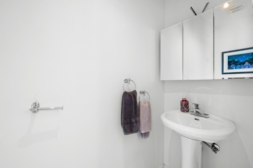 Salle d'eau - 1020 Mtée Masson, Laval (Saint-Vincent-De-Paul), QC - Indoor Photo Showing Bathroom