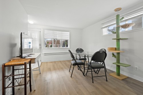 Salle familiale - 1020 Mtée Masson, Laval (Saint-Vincent-De-Paul), QC - Indoor