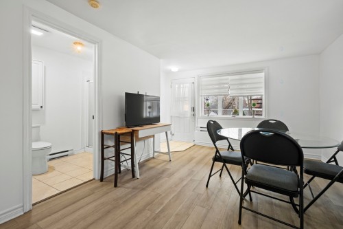 Salle familiale - 1020 Mtée Masson, Laval (Saint-Vincent-De-Paul), QC - Indoor Photo Showing Dining Room