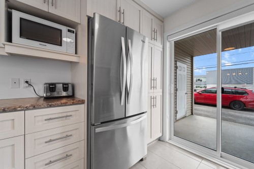 Cuisine - 18835 Rue Hubert-Aquin, Mirabel, QC - Indoor Photo Showing Kitchen