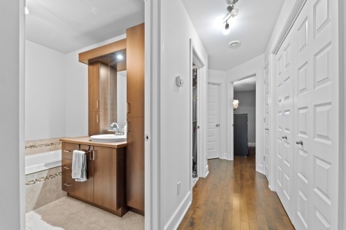 Corridor - 18835 Rue Hubert-Aquin, Mirabel, QC - Indoor