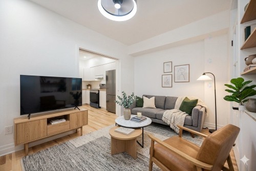 Living Room - 6764 Av. Henri-Julien, Montréal (Rosemont/La Petite-Patrie), QC - Indoor Photo Showing Living Room