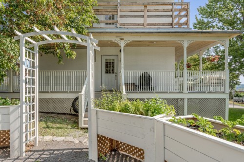 Cour - 30 Rue St-Raphaël, Québec (Beauport), QC - Outdoor With Deck Patio Veranda