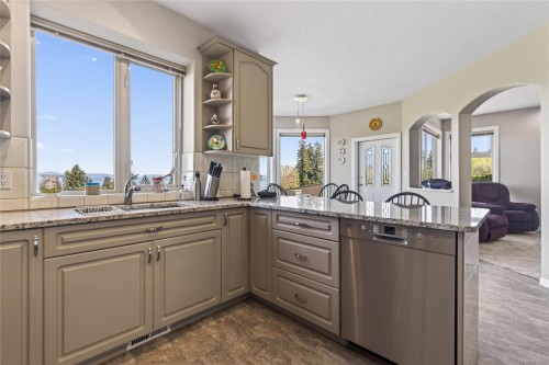 4048 Severn Rd, Campbell River, BC 