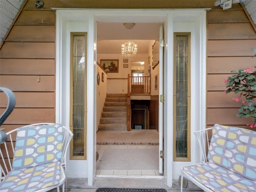 4231 Interurban Rd, Saanich, BC 