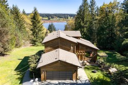 13361 Prospect Dr  Ladysmith, BC V9G 1G9