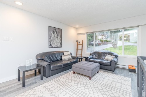 5845 Kinch Ave, Duncan, BC 