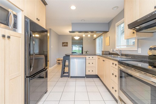 5845 Kinch Ave, Duncan, BC 