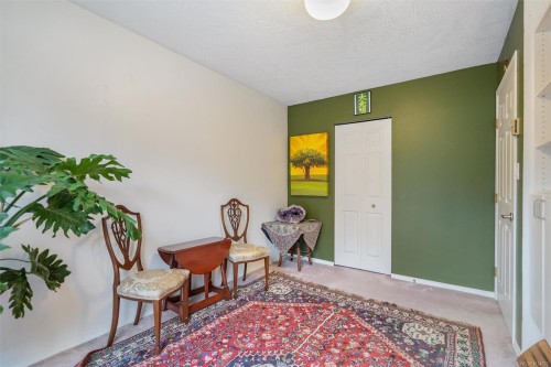 #8-909 Admirals Rd, Esquimalt, BC 