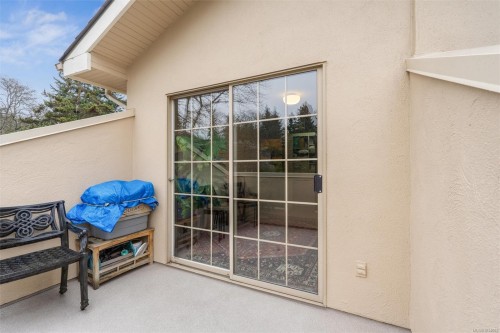 #8-909 Admirals Rd, Esquimalt, BC 