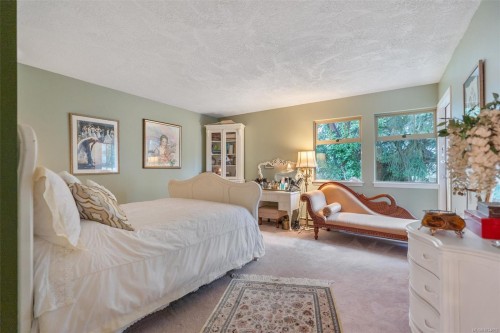 #8-909 Admirals Rd, Esquimalt, BC 