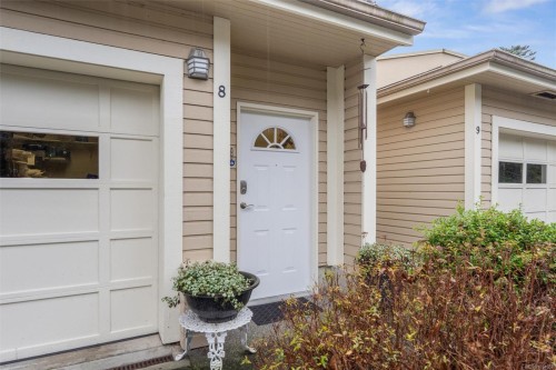 #8-909 Admirals Rd, Esquimalt, BC 