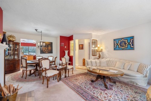 #8-909 Admirals Rd, Esquimalt, BC 