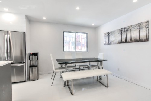 Salle à manger - 6794 Ch. Louis-Pasteur, Côte-Saint-Luc, QC - Indoor