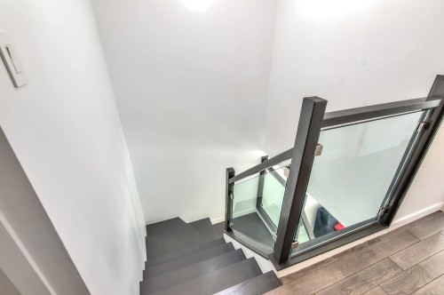 Escalier - 6794 Ch. Louis-Pasteur, Côte-Saint-Luc, QC - Indoor Photo Showing Other Room