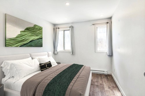 Chambre à coucher - 6794 Ch. Louis-Pasteur, Côte-Saint-Luc, QC - Indoor Photo Showing Bedroom