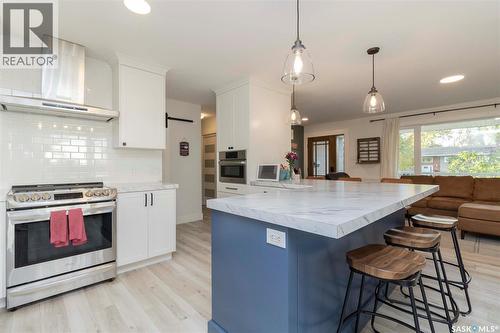 543 Redberry Road, Saskatoon, SK - Indoor Photo Showing Kitchen With Upgraded Kitchen