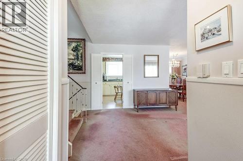 4356 Dublin Crescent, Burlington, ON - Indoor Photo Showing Other Room