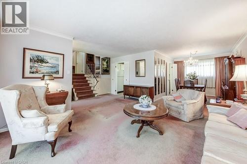 4356 Dublin Crescent, Burlington, ON - Indoor Photo Showing Living Room