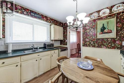 4356 Dublin Crescent, Burlington, ON - Indoor