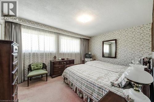 4356 Dublin Crescent, Burlington, ON - Indoor Photo Showing Bedroom