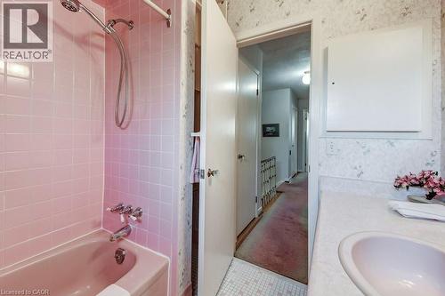 4356 Dublin Crescent, Burlington, ON - Indoor Photo Showing Bathroom