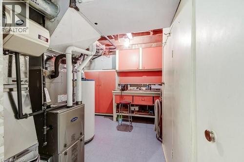 4356 Dublin Crescent, Burlington, ON - Indoor Photo Showing Basement