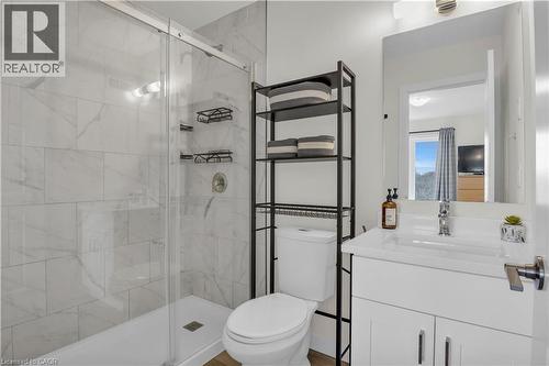 405 Myers Road Unit# 56, Cambridge, ON - Indoor Photo Showing Bathroom