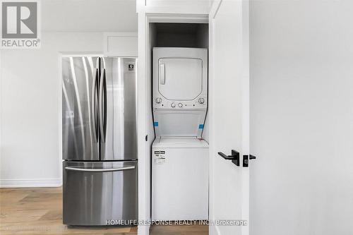 291 Thrace Avenue, Mississauga, ON - Indoor Photo Showing Laundry Room
