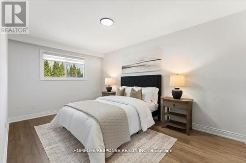 291 Thrace Avenue, Mississauga, ON - Indoor Photo Showing Bedroom