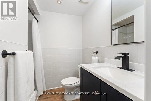 291 Thrace Avenue, Mississauga, ON - Indoor Photo Showing Bathroom