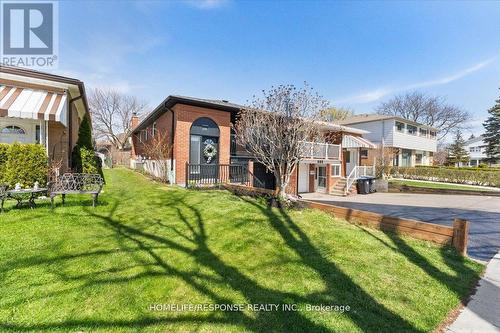 291 Thrace Avenue, Mississauga, ON - Outdoor