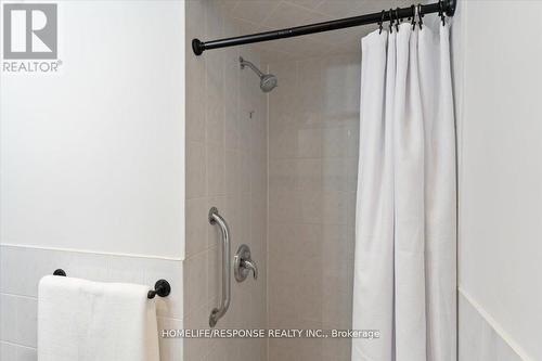 291 Thrace Avenue, Mississauga, ON -  Photo Showing Bathroom