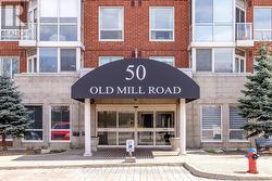 301 - 50 OLD MILL ROAD Oakville (Oo Old Oakville), ON L6J 7W1