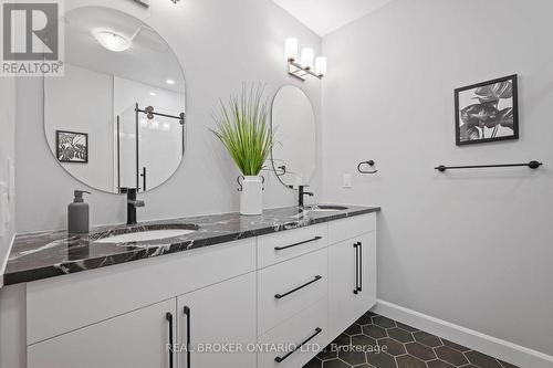 207 - 51 David Street, Kitchener, ON - Indoor Photo Showing Bathroom