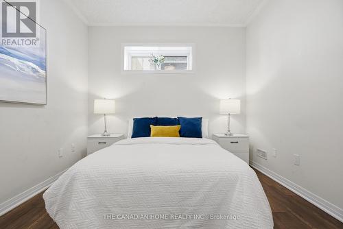 81 - 25 Isherwood Avenue, Cambridge, ON - Indoor Photo Showing Bedroom